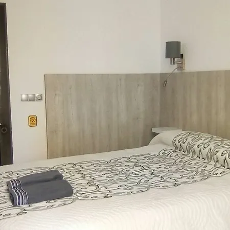 Hostel Tequeron